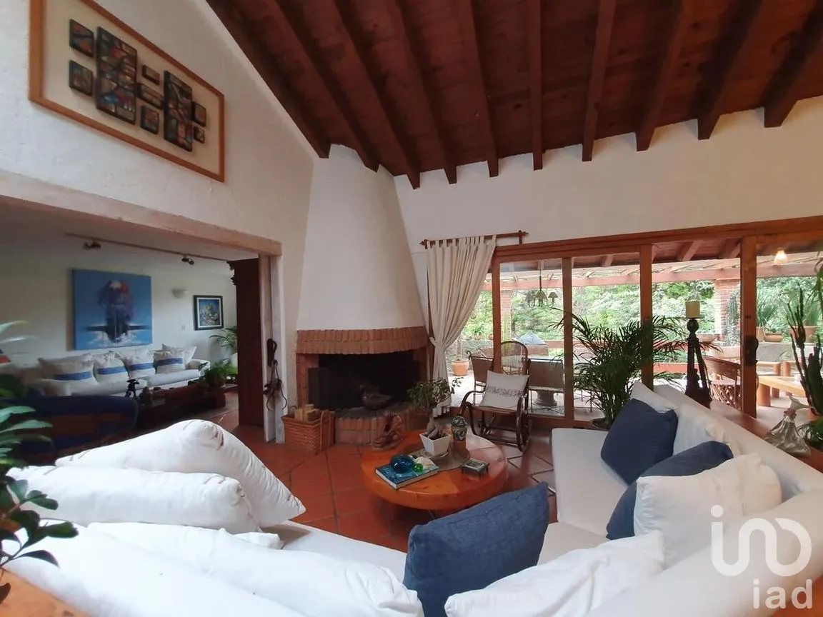 Casa en Venta en Avándaro, Valle de Bravo, Estado De México | NEX-227813 | iad México | Foto 9 de 26