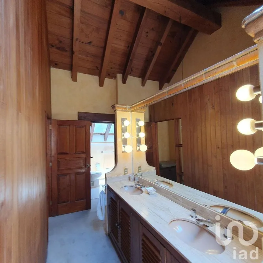 Casa en Venta en Avándaro, Valle de Bravo, Estado De México | NEX-227816 | iad México | Foto 22 de 26