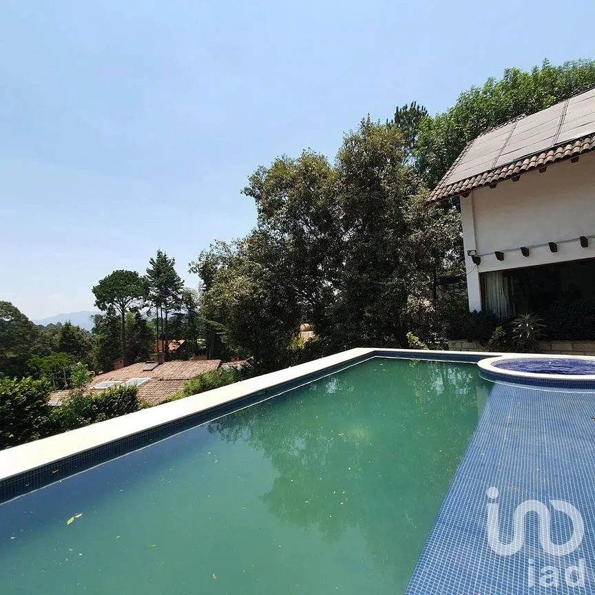 Casa en Venta en Avándaro, Valle de Bravo, Estado De México | NEX-227816 | iad México | Foto 5 de 26