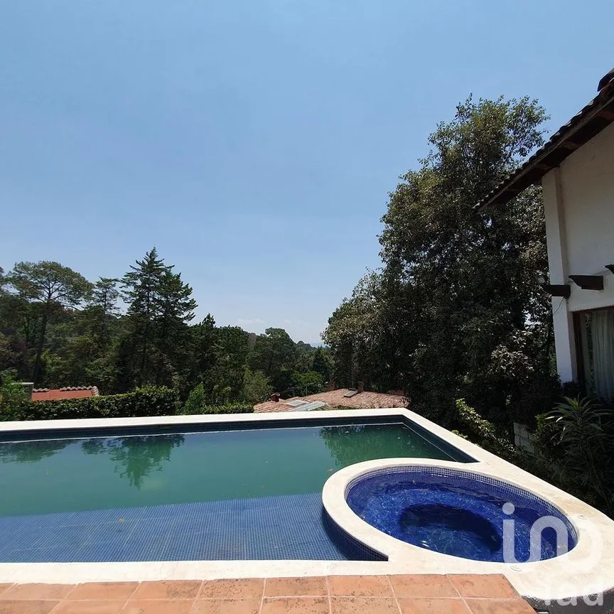 Casa en Venta en Avándaro, Valle de Bravo, Estado De México | NEX-227816 | iad México | Foto 6 de 26