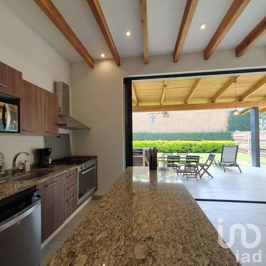 Casa en Venta en Avándaro, Valle de Bravo, Estado De México | NEX-227820 | iad México | Foto 5 de 19