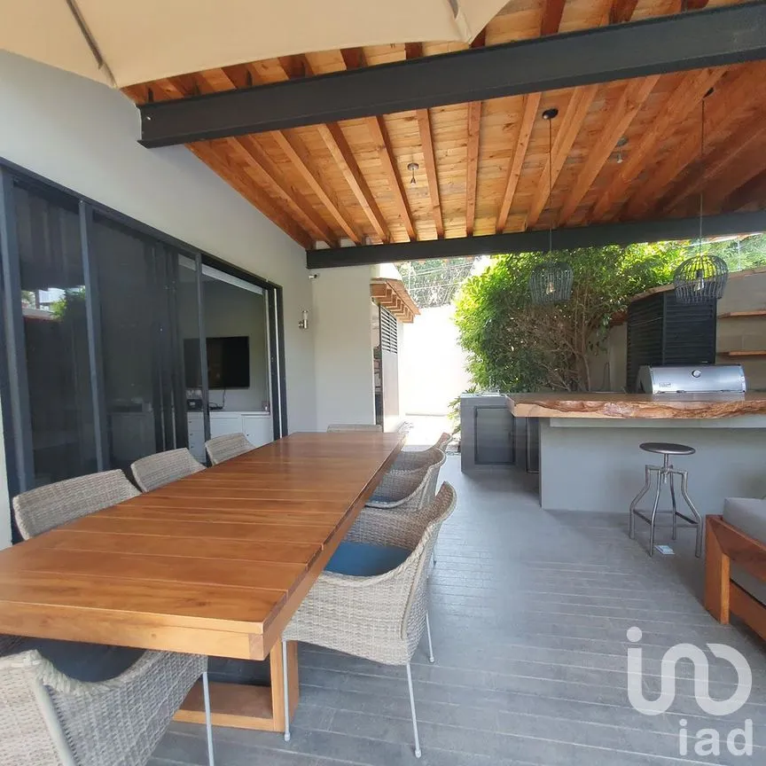 Casa en Venta en Valle de Bravo, Valle de Bravo, Estado De México | NEX-227825 | iad México | Foto 3 de 19