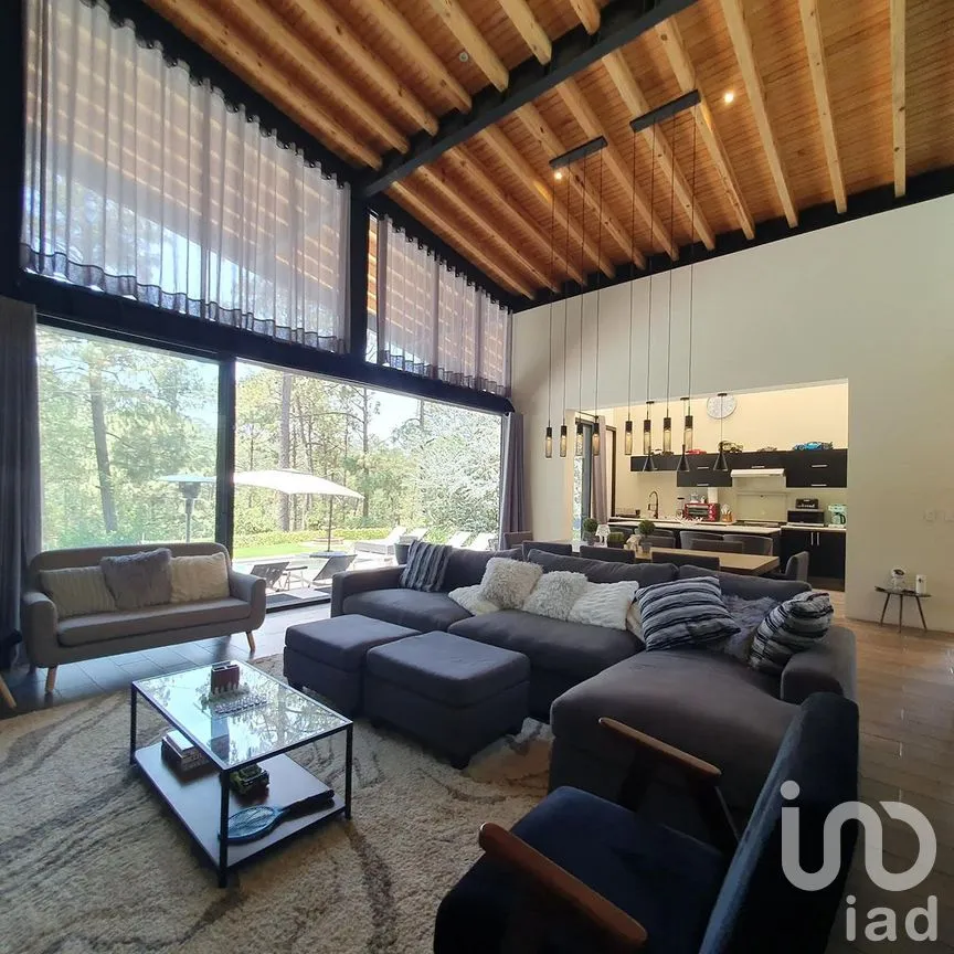 Casa en Venta en Cerro Colorado, Valle de Bravo, Estado De México | NEX-227829 | iad México | Foto 12 de 28