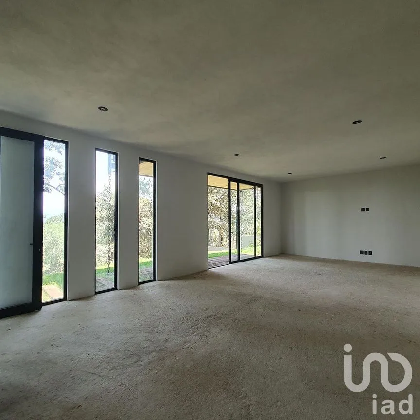 Casa en Venta en Avándaro, Valle de Bravo, Estado De México | NEX-227831 | iad México | Foto 6 de 28