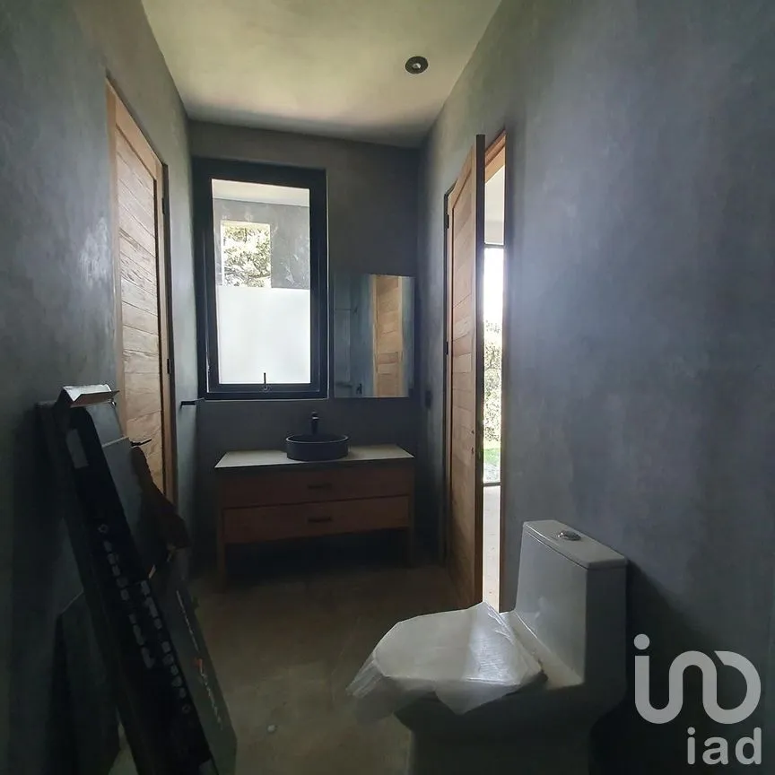 Casa en Venta en Avándaro, Valle de Bravo, Estado De México | NEX-227831 | iad México | Foto 9 de 28
