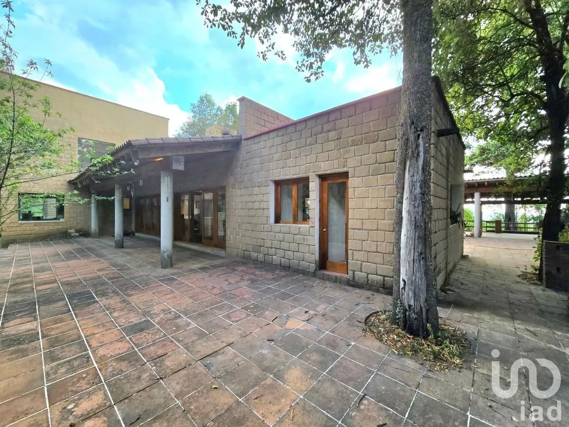 Casa en Renta en La Laguna, Valle de Bravo, Estado De México | NEX-227835 | iad México | Foto 11 de 29