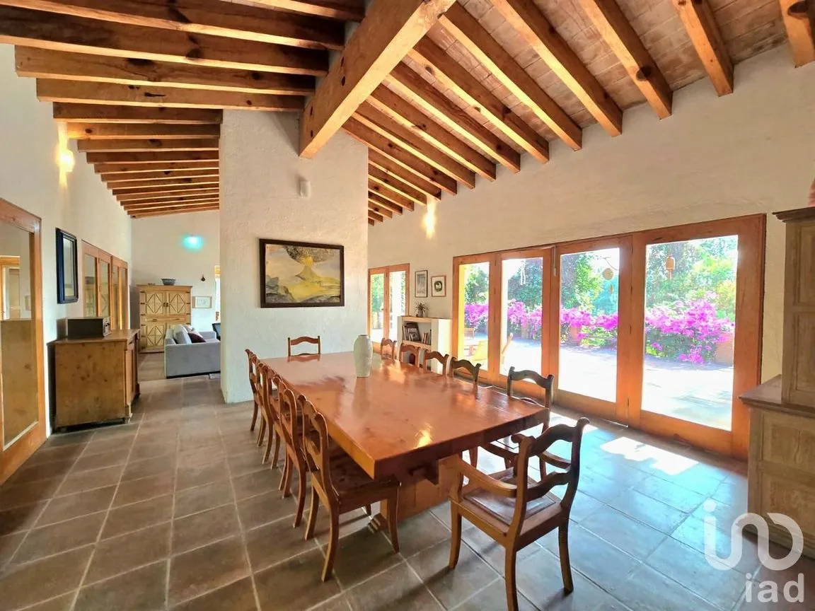 Casa en Renta en La Laguna, Valle de Bravo, Estado De México | NEX-227835 | iad México | Foto 13 de 29
