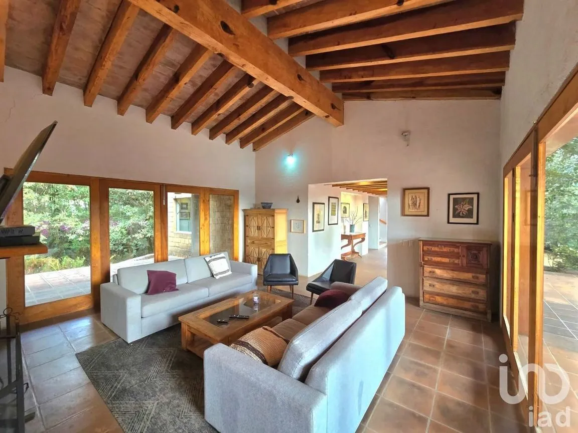 Casa en Renta en La Laguna, Valle de Bravo, Estado De México | NEX-227835 | iad México | Foto 16 de 29