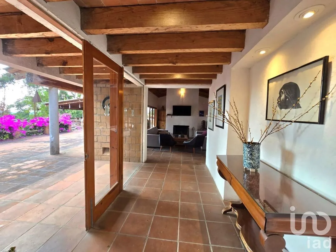 Casa en Renta en La Laguna, Valle de Bravo, Estado De México | NEX-227835 | iad México | Foto 18 de 29