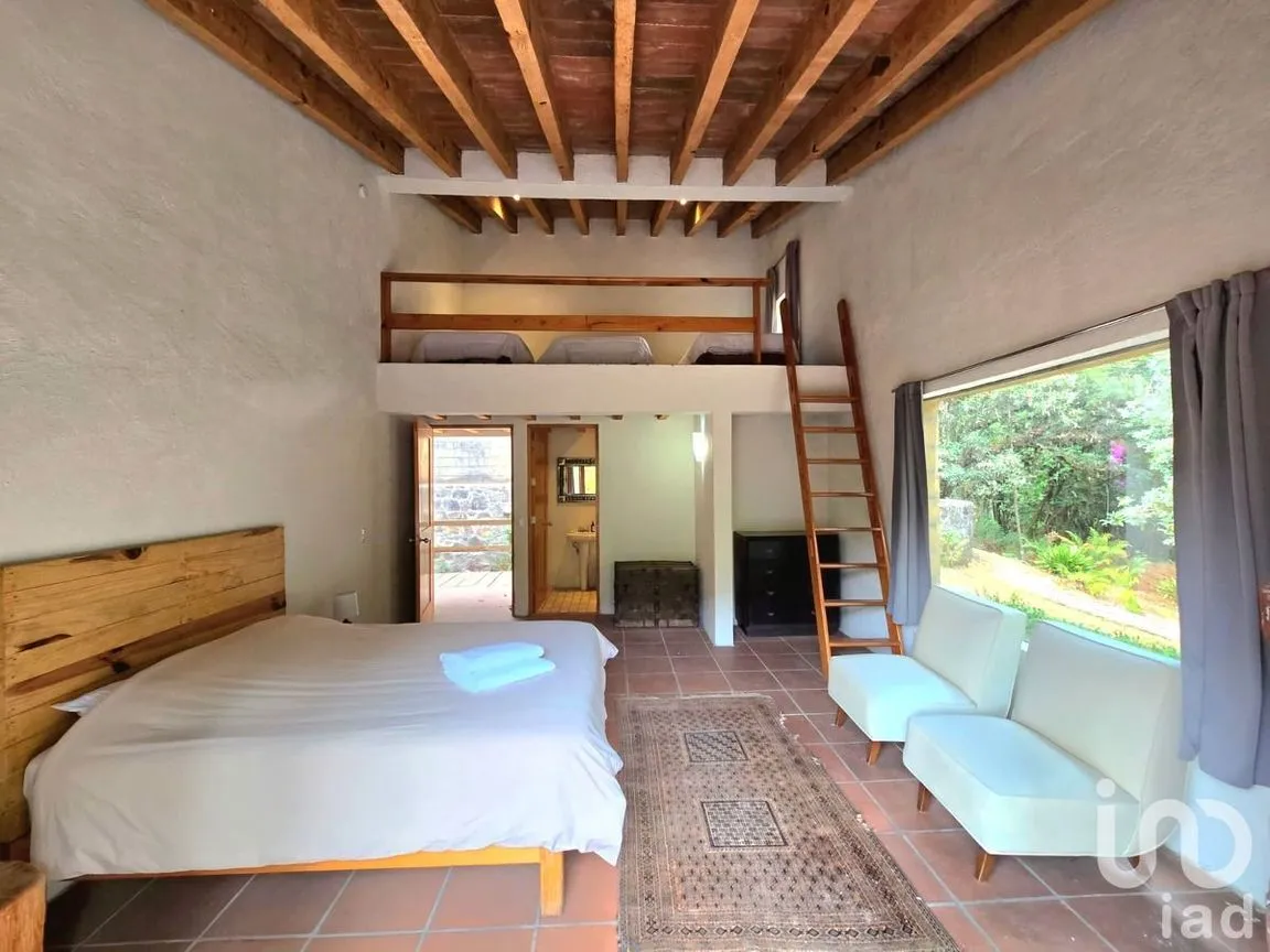 Casa en Renta en La Laguna, Valle de Bravo, Estado De México | NEX-227835 | iad México | Foto 19 de 29