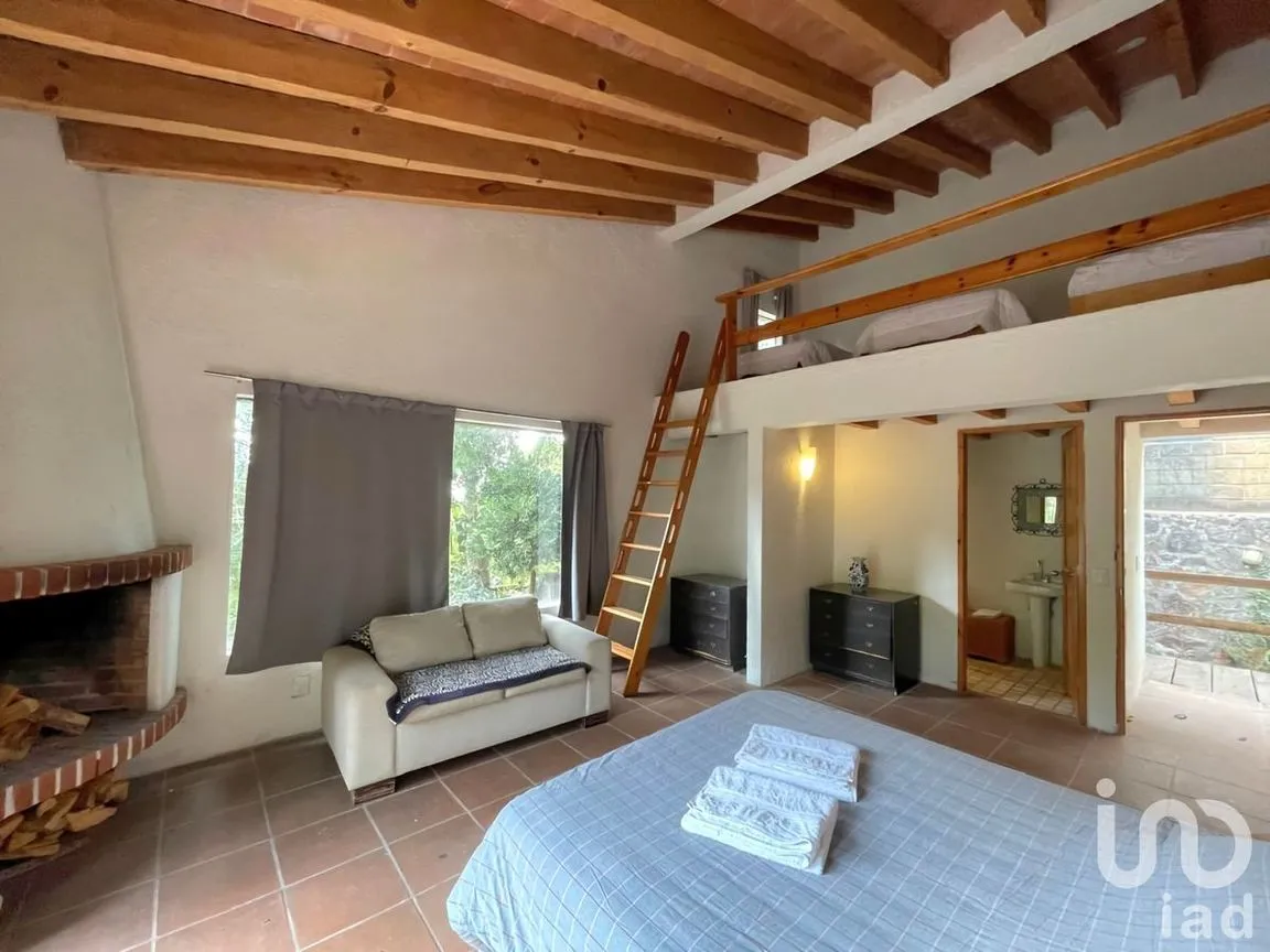 Casa en Renta en La Laguna, Valle de Bravo, Estado De México | NEX-227835 | iad México | Foto 23 de 29