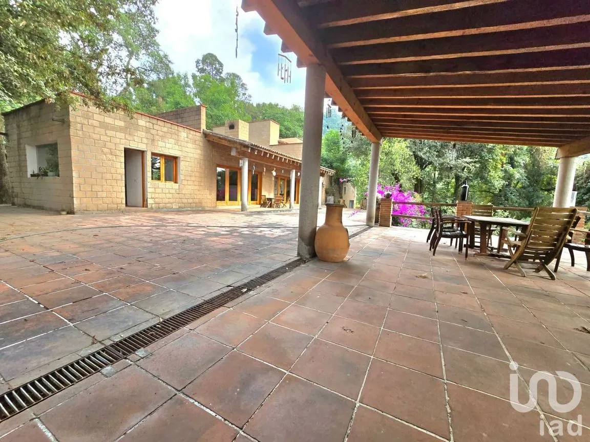 Casa en Renta en La Laguna, Valle de Bravo, Estado De México | NEX-227835 | iad México | Foto 9 de 29