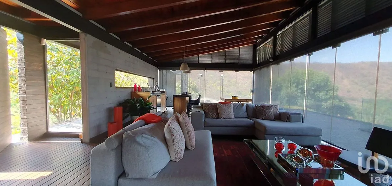 Casa en Venta en Valle de Bravo, Valle de Bravo, Estado De México | NEX-227836 | iad México | Foto 11 de 44