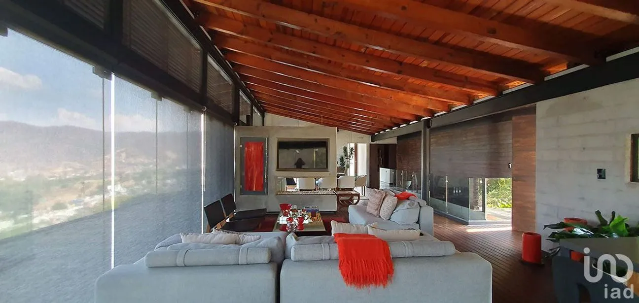 Casa en Venta en Valle de Bravo, Valle de Bravo, Estado De México | NEX-227836 | iad México | Foto 13 de 44