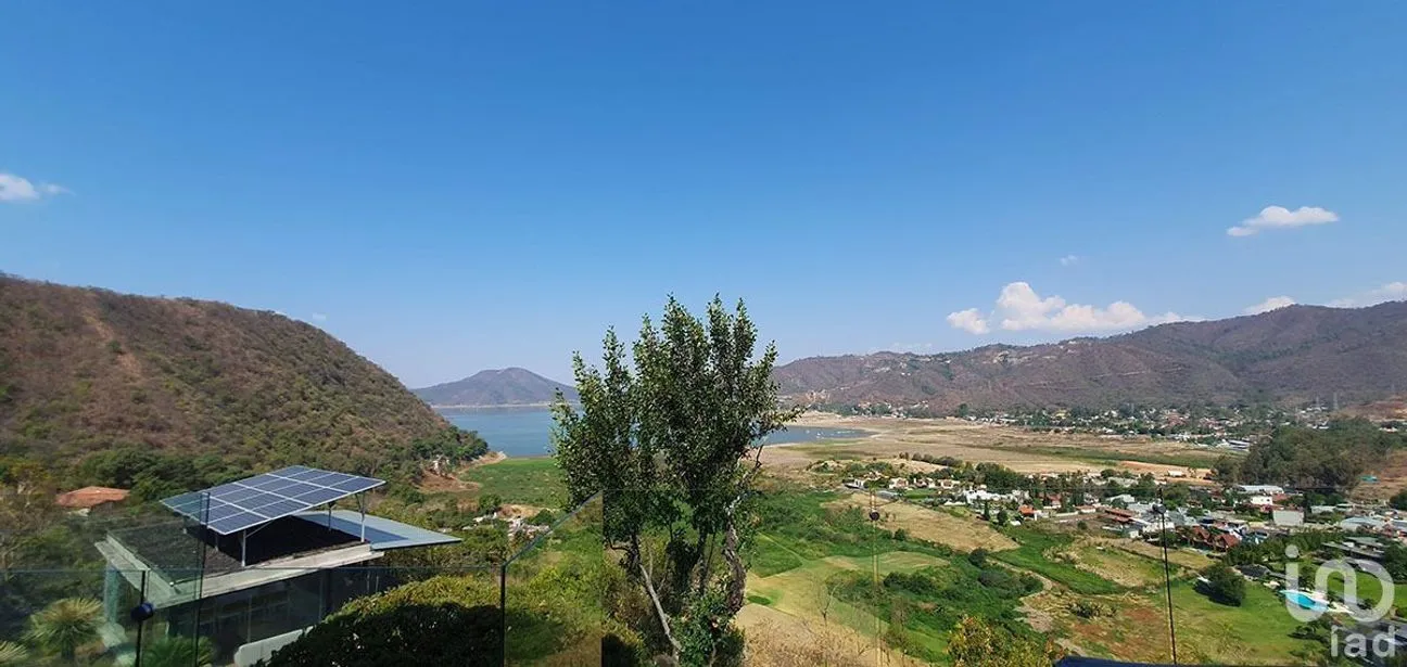 Casa en Venta en Valle de Bravo, Valle de Bravo, Estado De México | NEX-227836 | iad México | Foto 21 de 44