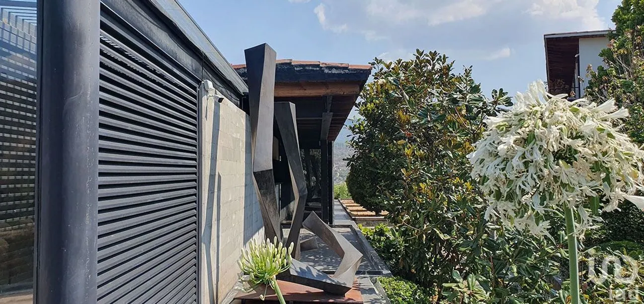 Casa en Venta en Valle de Bravo, Valle de Bravo, Estado De México | NEX-227836 | iad México | Foto 24 de 44