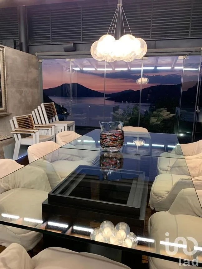 Casa en Venta en Valle de Bravo, Valle de Bravo, Estado De México | NEX-227836 | iad México | Foto 36 de 44