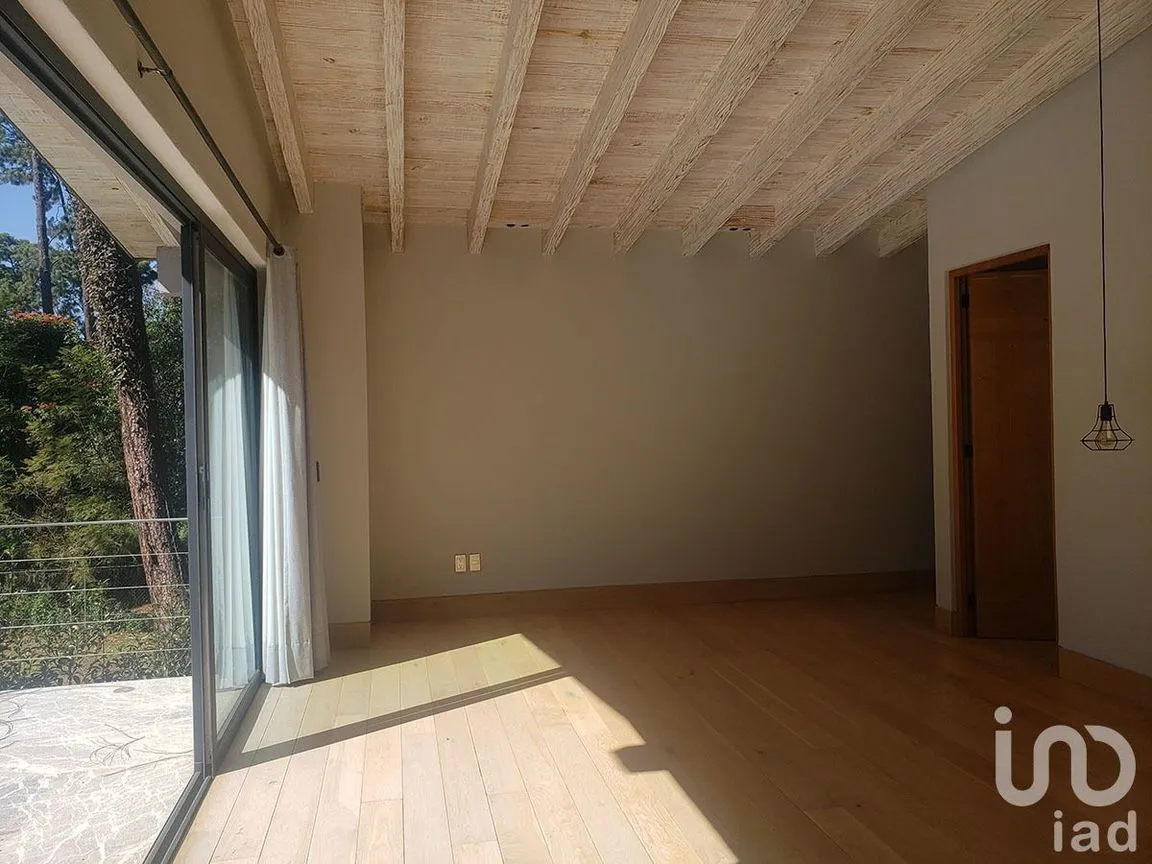 Casa en Renta en Avándaro, Valle de Bravo, Estado De México | NEX-227842 | iad México | Foto 4 de 17