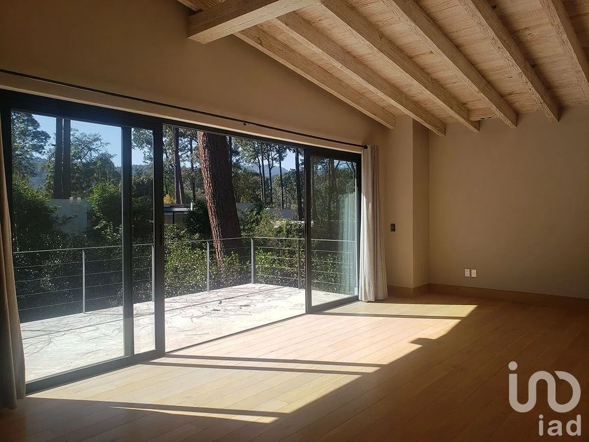 Casa en Renta en Avándaro, Valle de Bravo, Estado De México | NEX-227842 | iad México | Foto 5 de 17