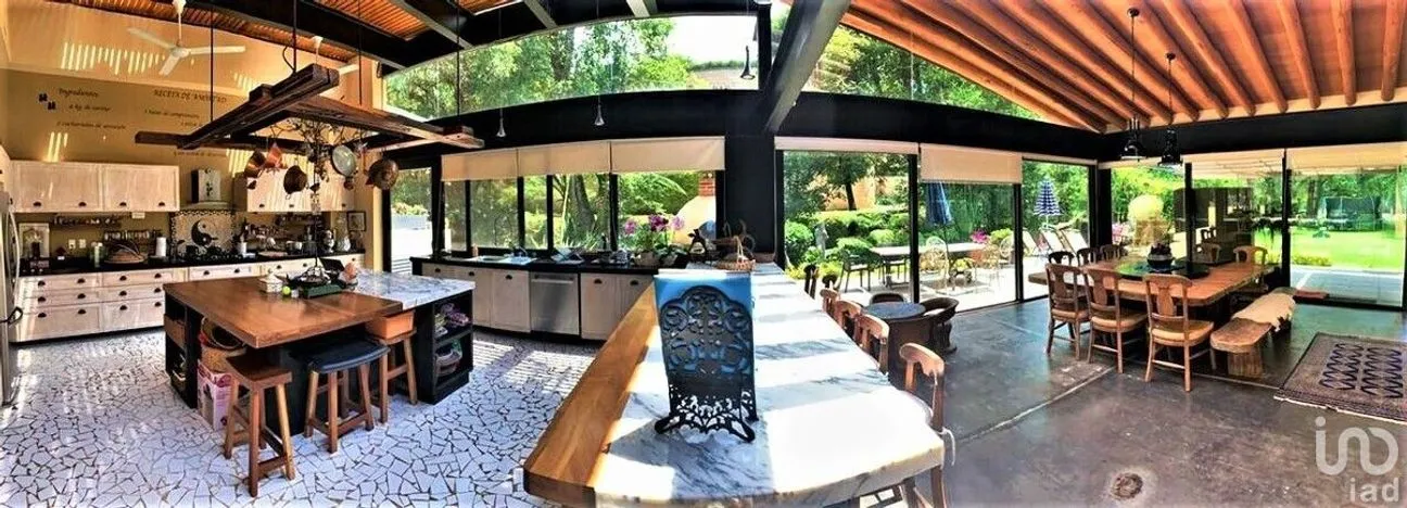 Casa en Venta en Avándaro, Valle de Bravo, Estado De México | NEX-227843 | iad México | Foto 14 de 35