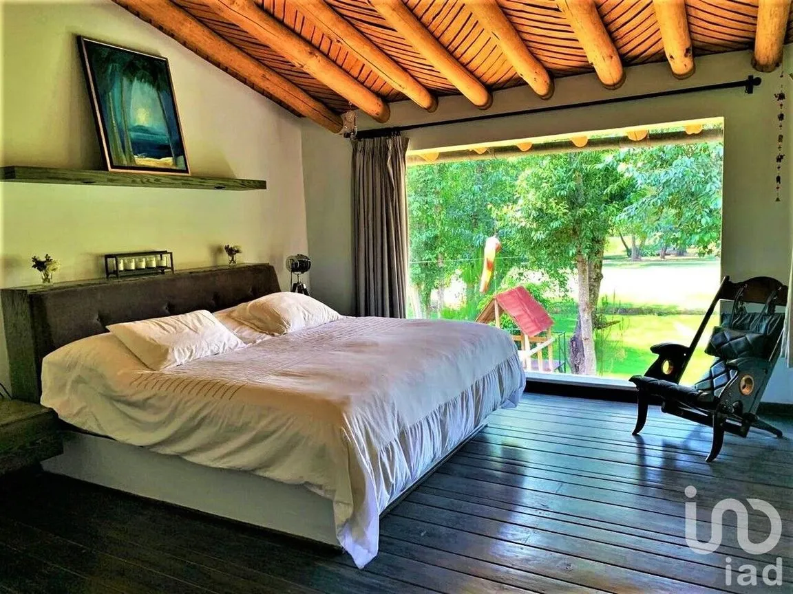 Casa en Venta en Avándaro, Valle de Bravo, Estado De México | NEX-227843 | iad México | Foto 26 de 35