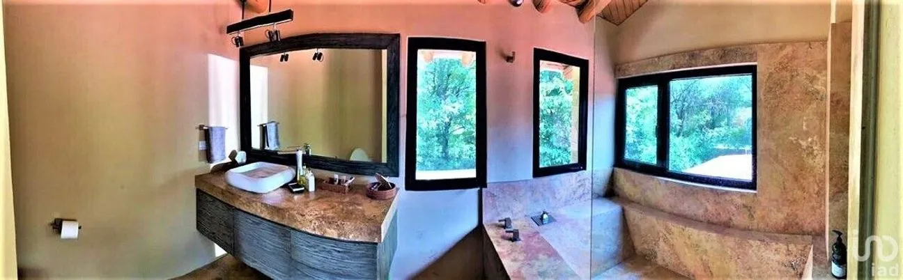 Casa en Venta en Avándaro, Valle de Bravo, Estado De México | NEX-227843 | iad México | Foto 31 de 35