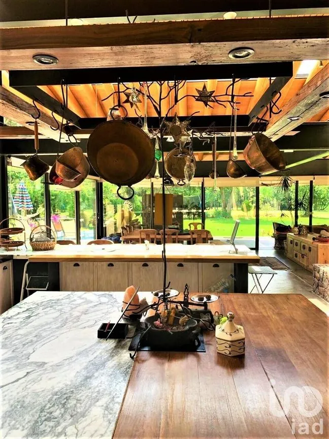 Casa en Venta en Avándaro, Valle de Bravo, Estado De México | NEX-227843 | iad México | Foto 10 de 35