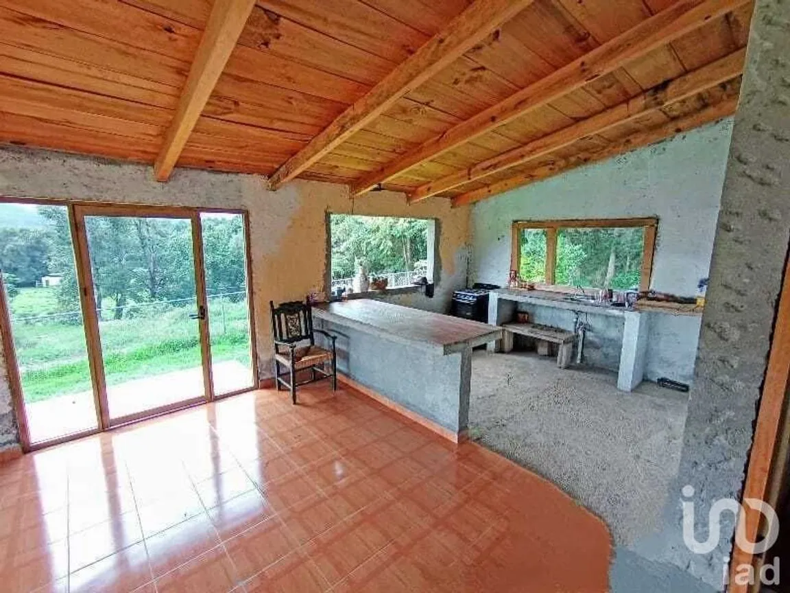 Casa en Renta en Valle de Bravo, Valle de Bravo, Estado De México | NEX-228067 | iad México | Foto 4 de 13