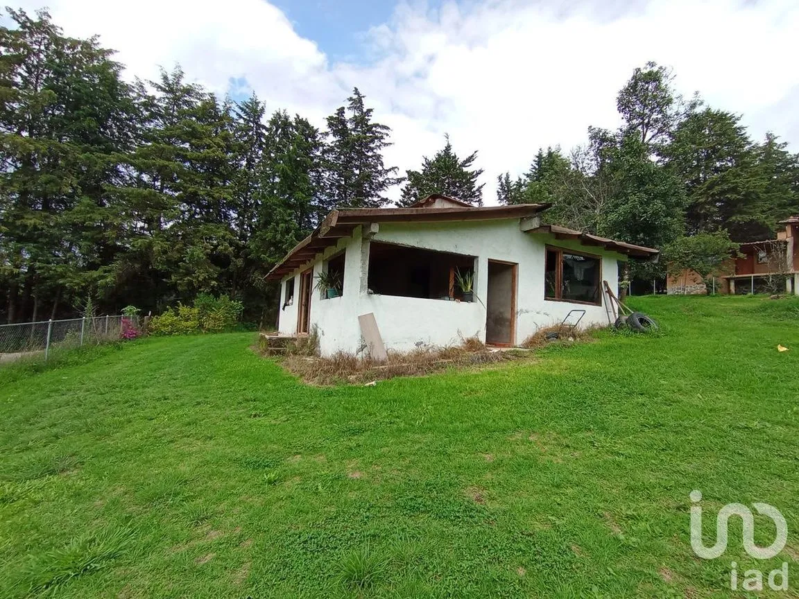 Casa en Renta en Valle de Bravo, Valle de Bravo, Estado De México | NEX-228067 | iad México | Foto 9 de 13