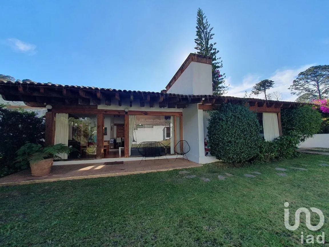 Casa en Renta en Avándaro, Valle de Bravo, Estado De México | NEX-228075 | iad México | Foto 2 de 20