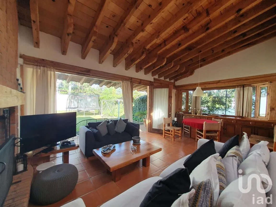 Casa en Renta en Avándaro, Valle de Bravo, Estado De México | NEX-228075 | iad México | Foto 7 de 20