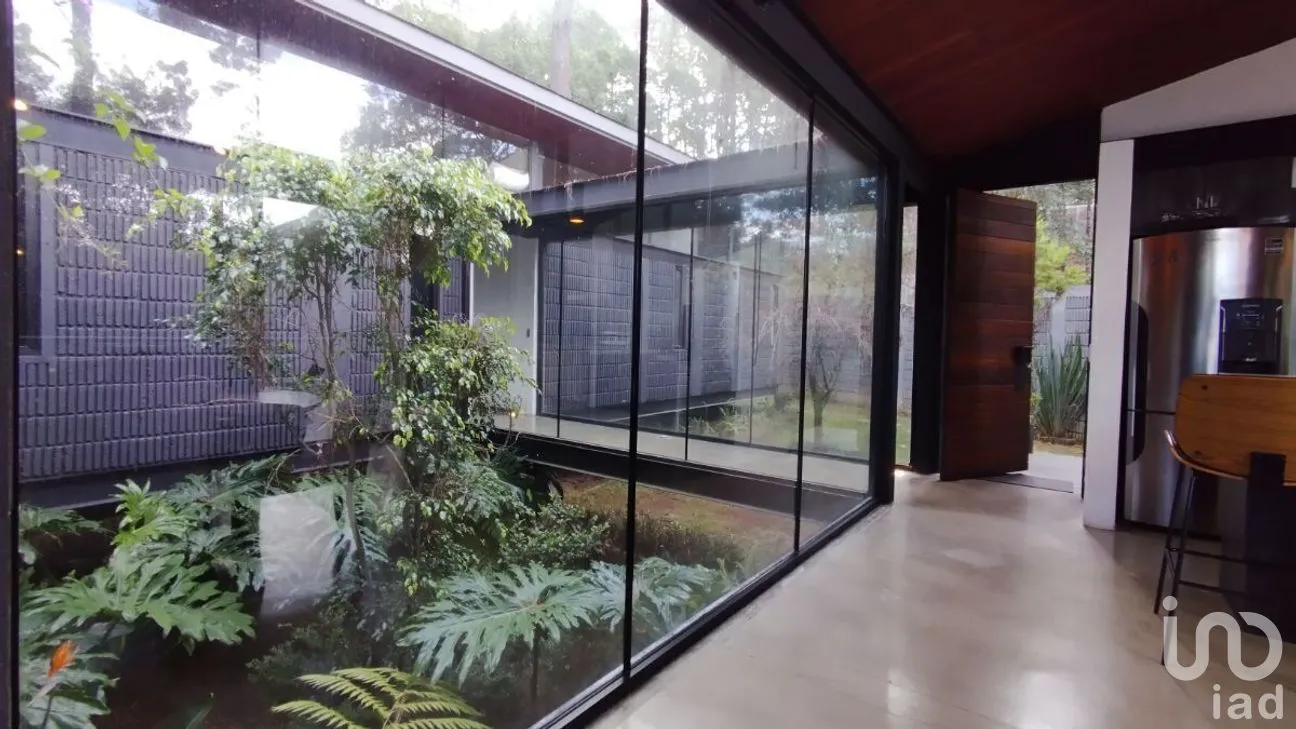 Casa en Venta en Cerro Gordo, Valle de Bravo, Estado De México | NEX-228112 | iad México | Foto 17 de 28