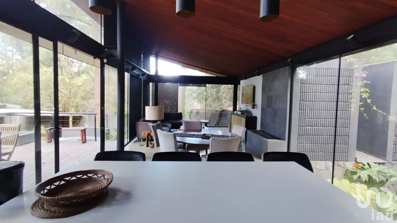 Casa en Venta en Cerro Gordo, Valle de Bravo, Estado De México | NEX-228112 | iad México | Foto 23 de 28