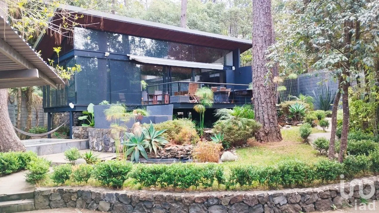 Casa en Venta en Cerro Gordo, Valle de Bravo, Estado De México | NEX-228112 | iad México | Foto 27 de 28