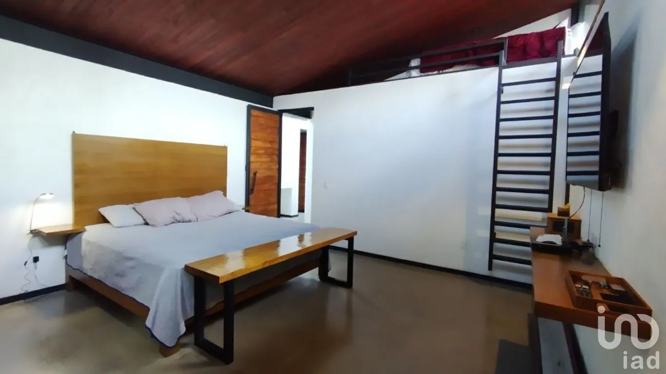 Casa en Venta en Cerro Gordo, Valle de Bravo, Estado De México | NEX-228112 | iad México | Foto 10 de 28