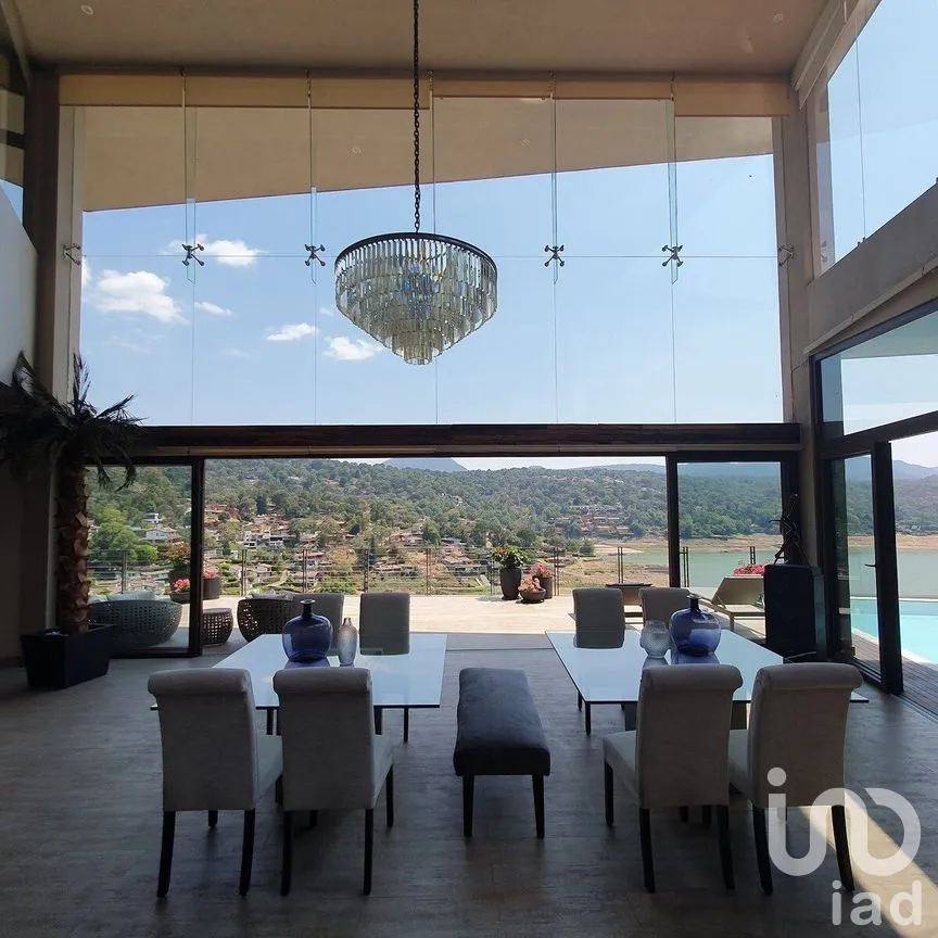 Casa en Venta en Valle de Bravo, Valle de Bravo, Estado De México | NEX-228422 | iad México | Foto 12 de 27