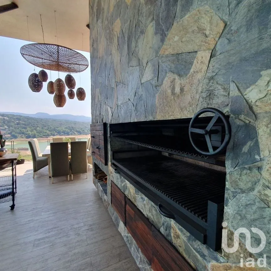 Casa en Venta en Valle de Bravo, Valle de Bravo, Estado De México | NEX-228422 | iad México | Foto 7 de 27