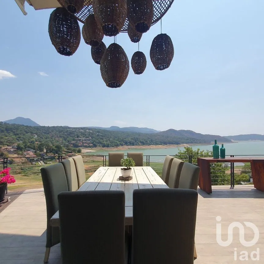 Casa en Venta en Valle de Bravo, Valle de Bravo, Estado De México | NEX-228422 | iad México | Foto 8 de 27
