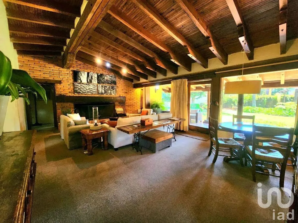 Casa en Venta en Avándaro, Valle de Bravo, Estado De México | NEX-228838 | iad México | Foto 9 de 21