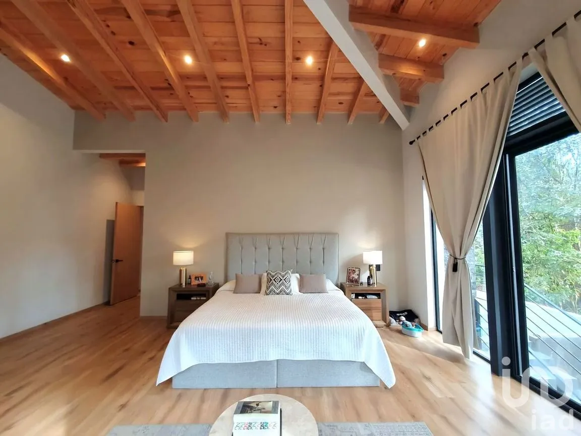Casa en Venta en Avándaro, Valle de Bravo, Estado De México | NEX-229091 | iad México | Foto 11 de 14