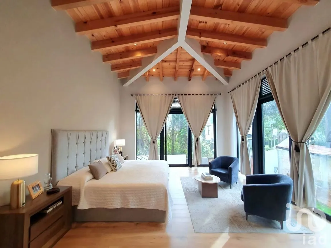 Casa en Venta en Avándaro, Valle de Bravo, Estado De México | NEX-229091 | iad México | Foto 9 de 14