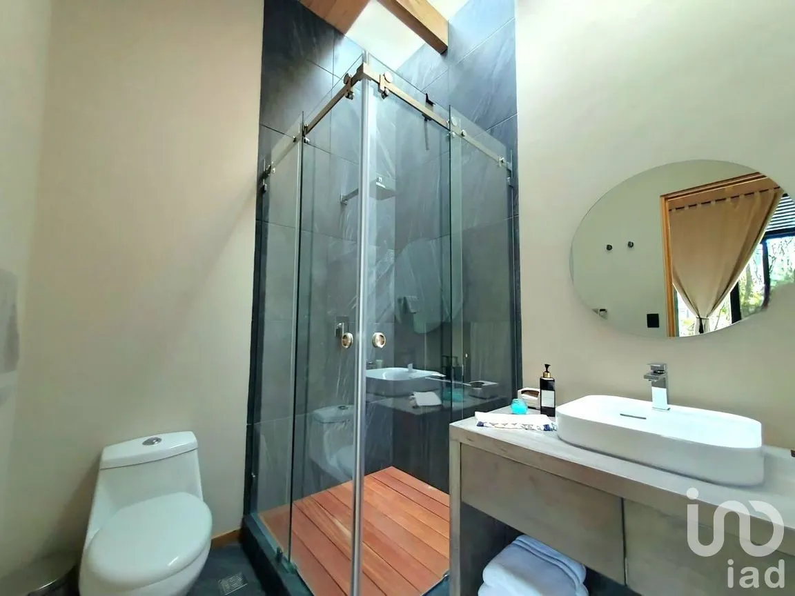 Casa en Venta en Avándaro, Valle de Bravo, Estado De México | NEX-229091 | iad México | Foto 10 de 14