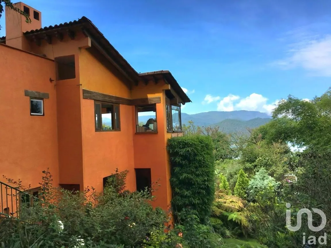 Casa en Venta en Valle de Bravo, Valle de Bravo, Estado De México | NEX-229364 | iad México | Foto 12 de 15