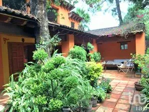NEX-229364 - Casa en Venta, con 4 recamaras, con 4 baños, con 541 m2 de construcción en Valle de Bravo, CP 51200, Estado De México.
