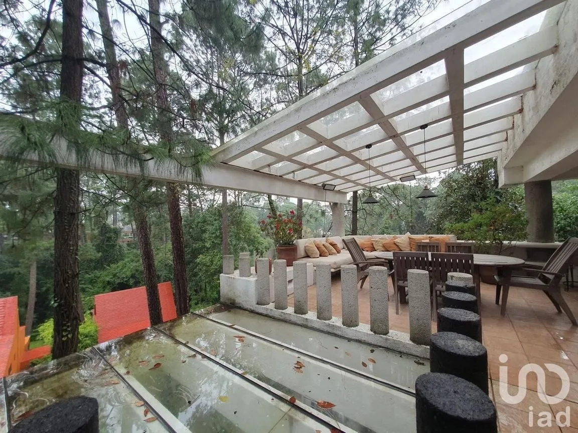 Casa en Renta en Avándaro, Valle de Bravo, Estado De México | NEX-229581 | iad México | Foto 2 de 23