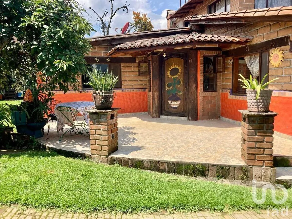 Casa en Renta en Casas Viejas, Valle de Bravo, Estado De México | NEX-229791 | iad México | Foto 2 de 18