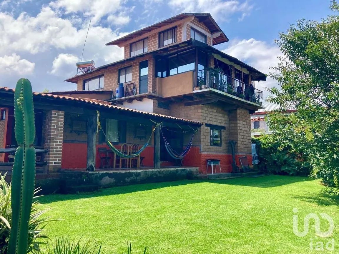 Casa en Renta en Casas Viejas, Valle de Bravo, Estado De México | NEX-229791 | iad México | Foto 3 de 18