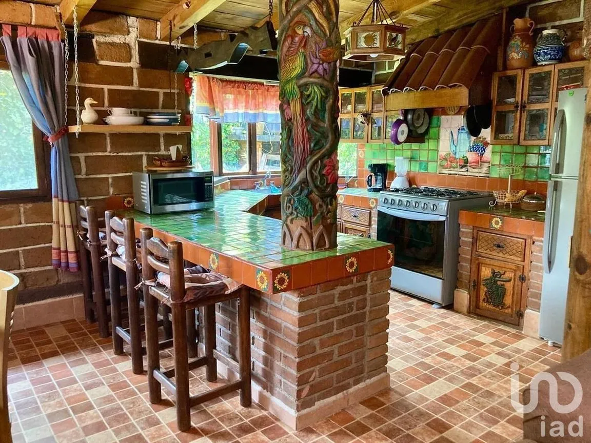Casa en Renta en Casas Viejas, Valle de Bravo, Estado De México | NEX-229791 | iad México | Foto 8 de 18