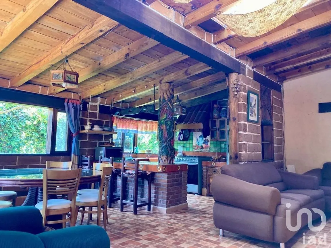 Casa en Renta en Casas Viejas, Valle de Bravo, Estado De México | NEX-229791 | iad México | Foto 9 de 18