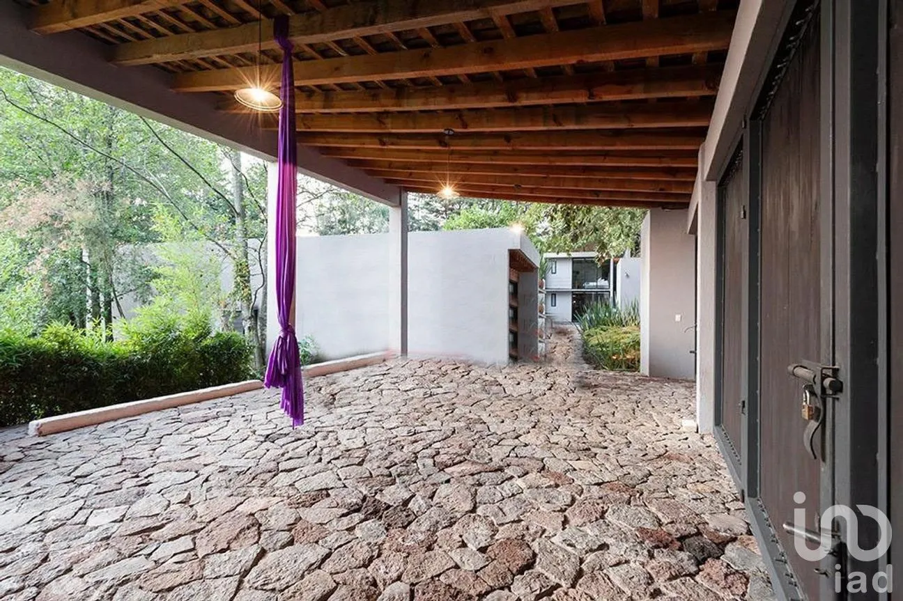 Casa en Venta en San Simón el Alto, Valle de Bravo, Estado De México | NEX-229902 | iad México | Foto 8 de 9